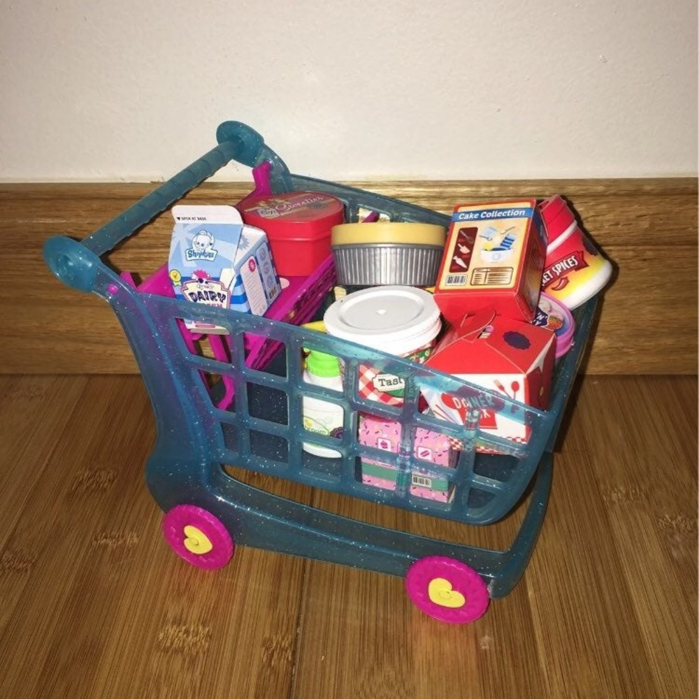 Shopkins Grocery Kart & Real Littles Toys Lot
